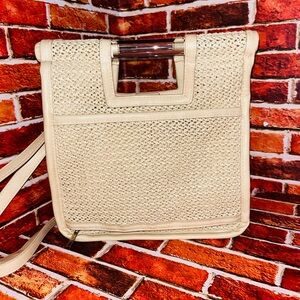 BEIS Naturals Crossbody Bag NWOT Beige Raffia Vegan Leather Trolley Pass Through